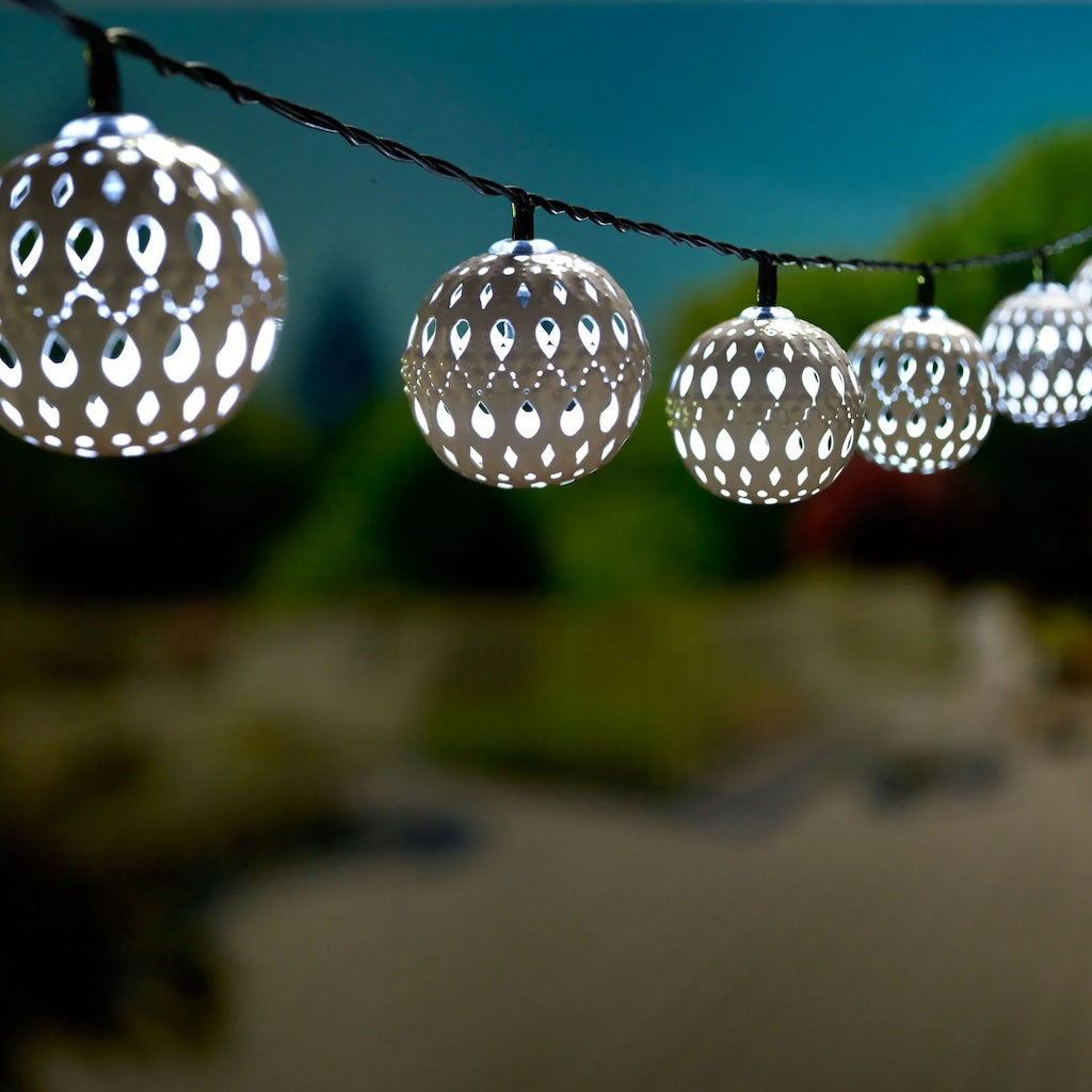 Solar String Light Carnivale in White