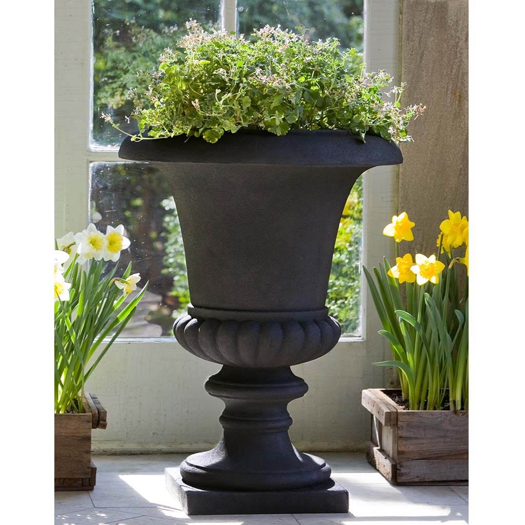 Morganna Urn