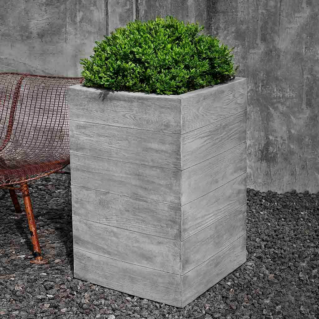 Chênes Brut Tall Box Planter
