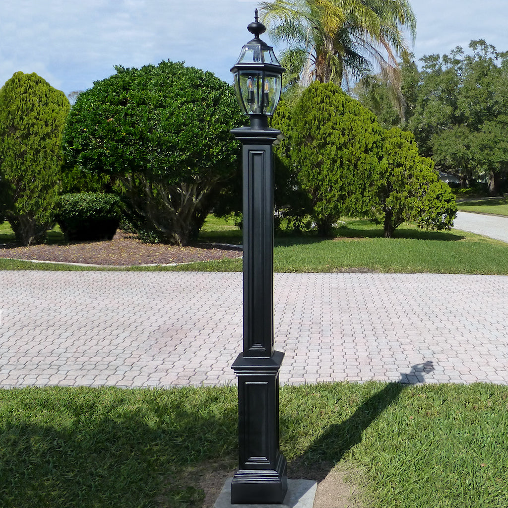 Signature Lamp Post with Mount