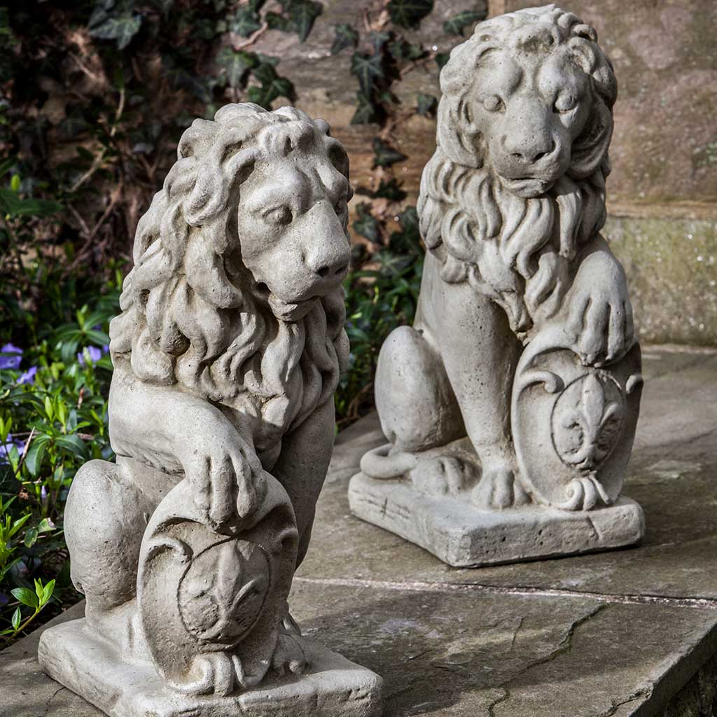 Small Classic Lion - Left