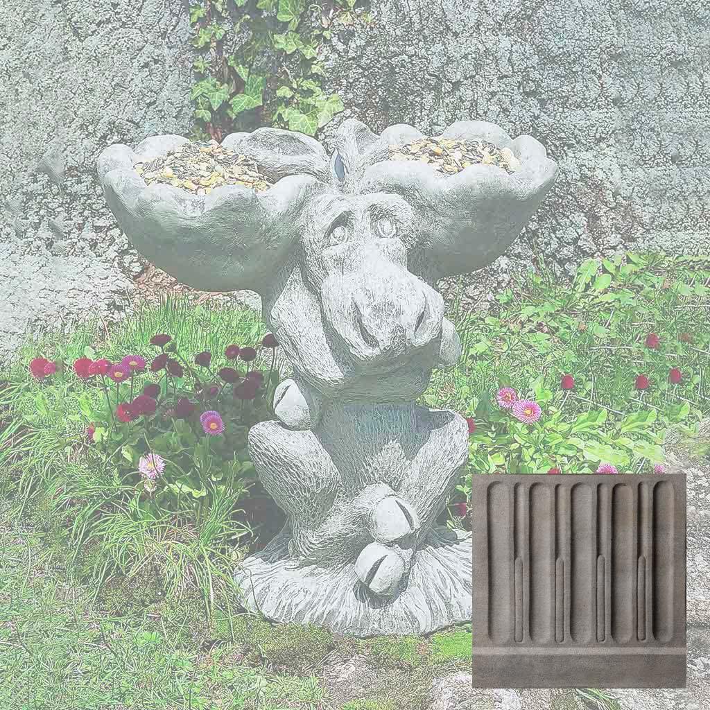 Moose Birdbath/Feeder