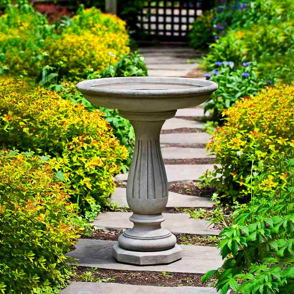 Wyndmoor Birdbath