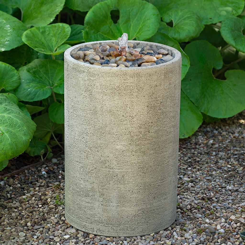 Salinas Pebble Fountain - Tall