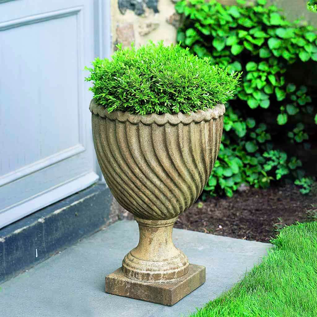 Ravenna Urn