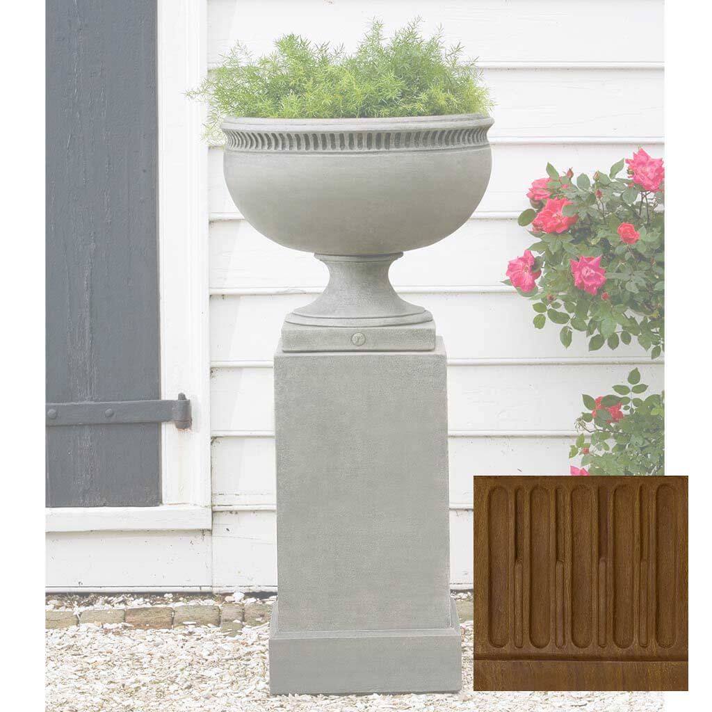 Wburg Tayloe House Urn w/ Classic Tall Pedestal
