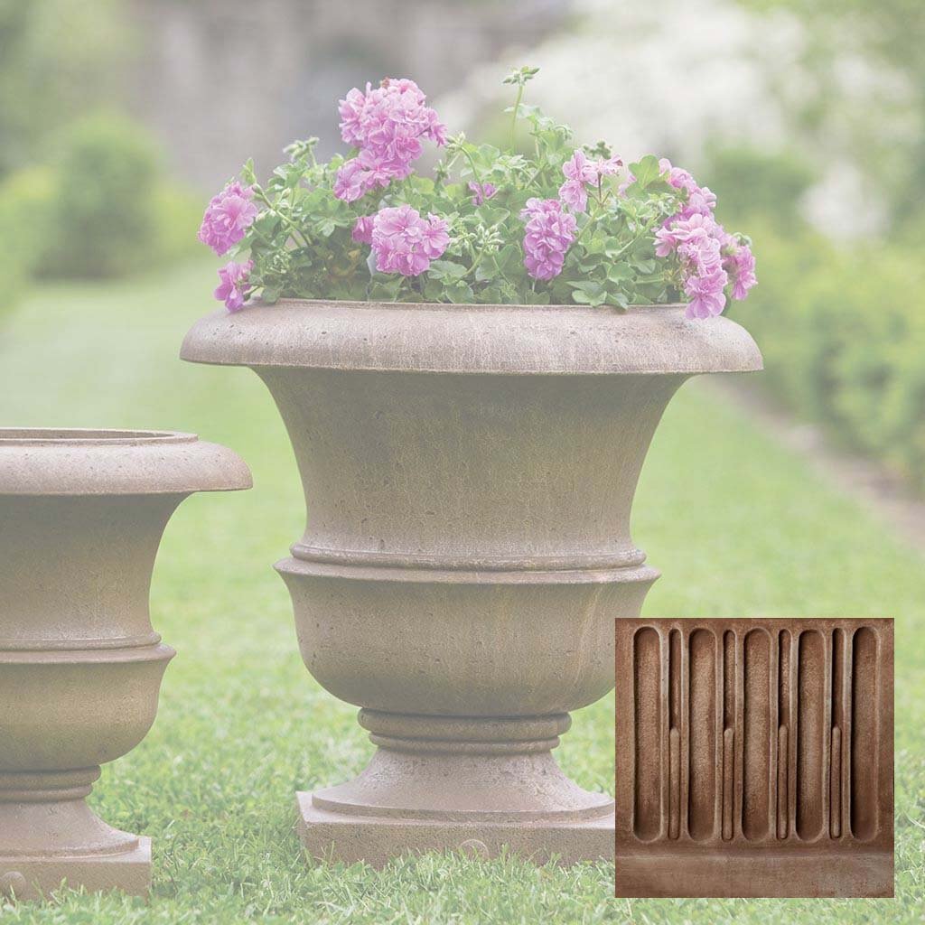 Williamsburg Wren Planter - Large