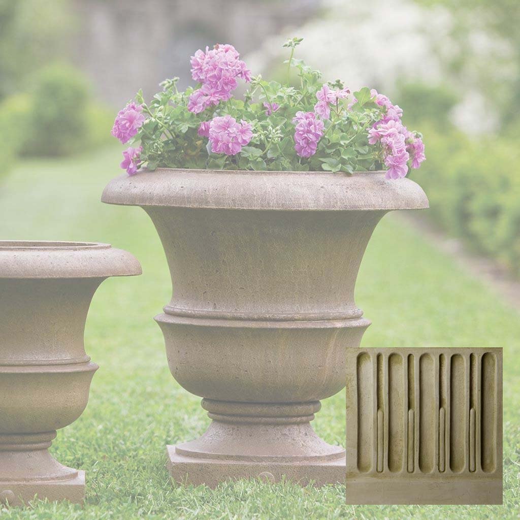 Williamsburg Wren Planter - Large