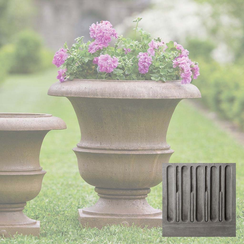 Williamsburg Wren Planter - Large
