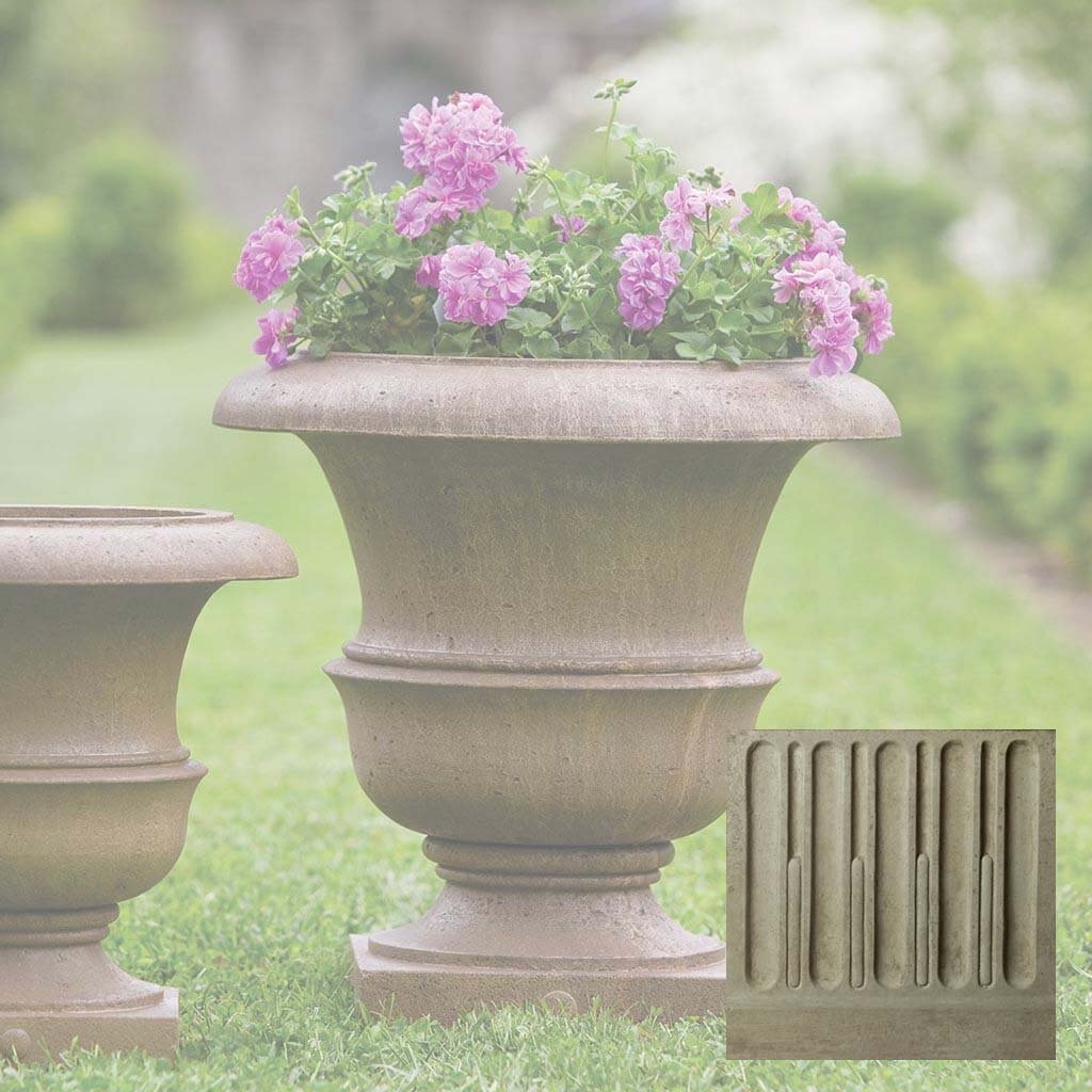 Williamsburg Wren Planter - Large