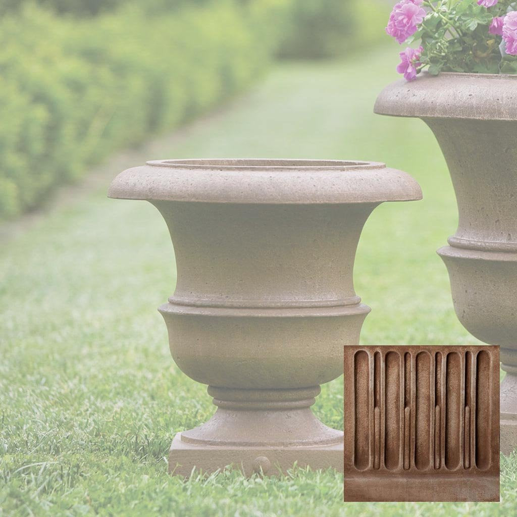 Williamsburg Wren Planter - Small