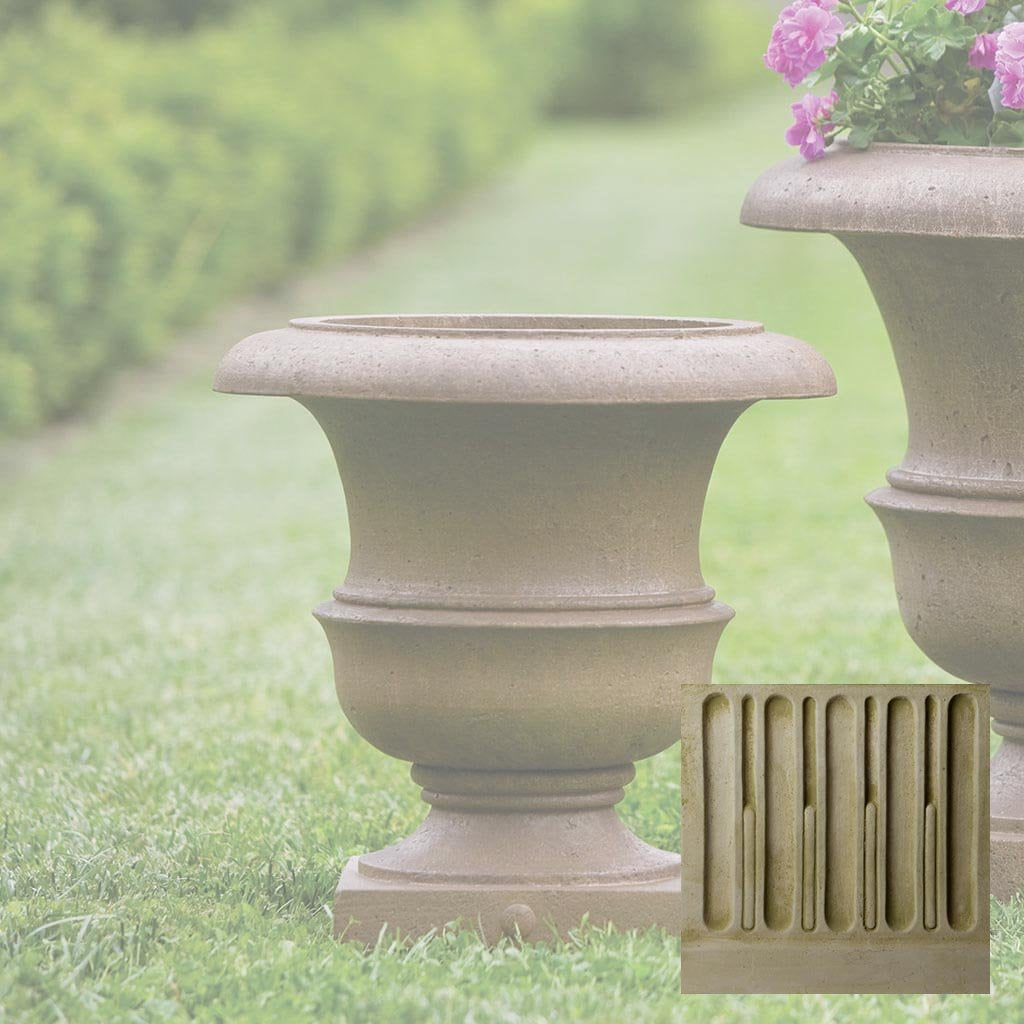 Williamsburg Wren Planter - Small