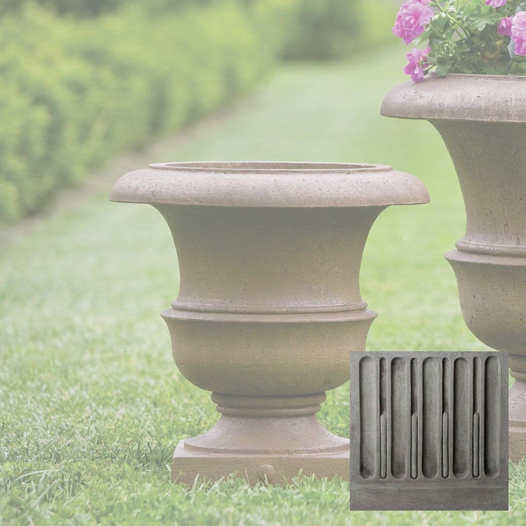 Williamsburg Wren Planter - Small