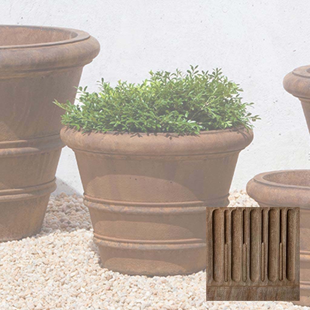 Classic Rolled Rim Planter, Medium