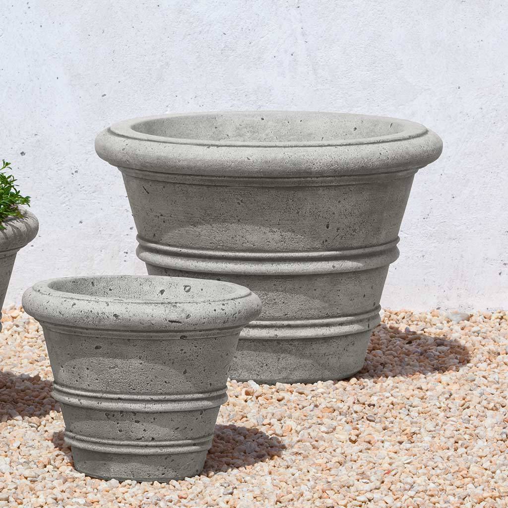 Textured Rolled Rim Planter, Medium