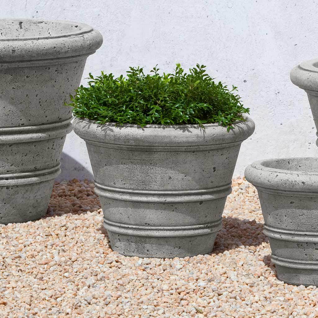 Textured Rolled Rim Planter, Medium