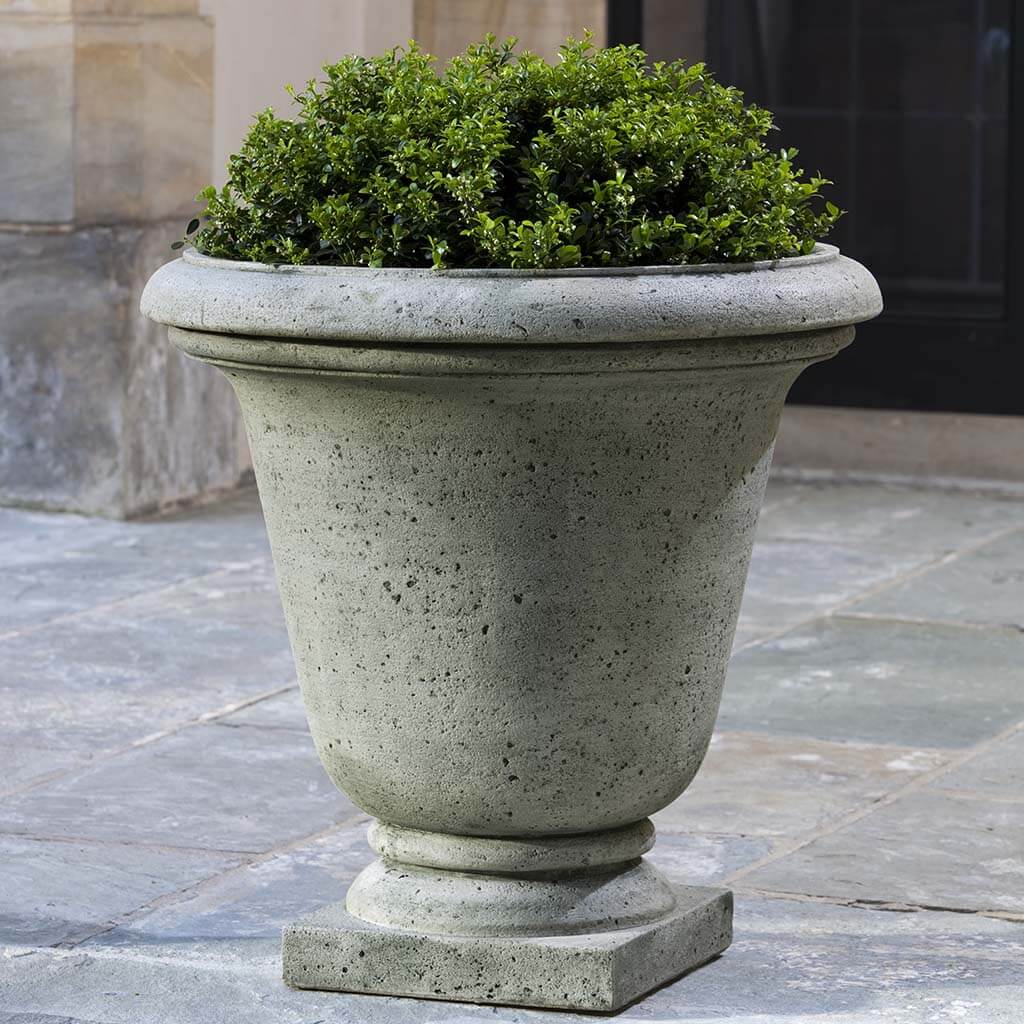 Textured Hampton Urn