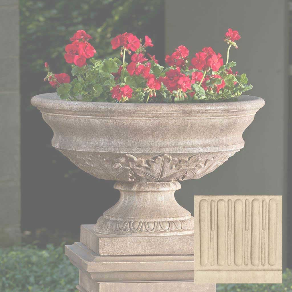 Coachhouse Urn