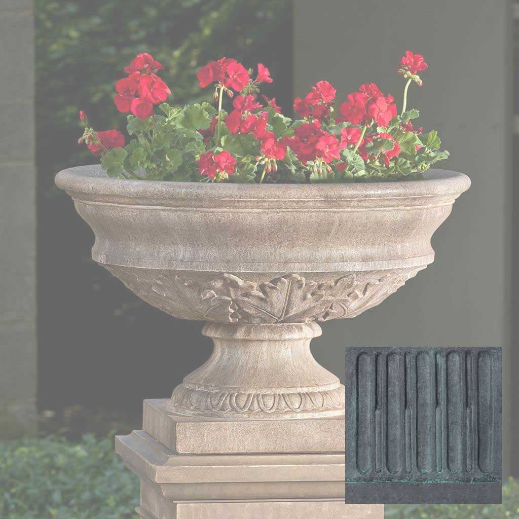 Coachhouse Urn