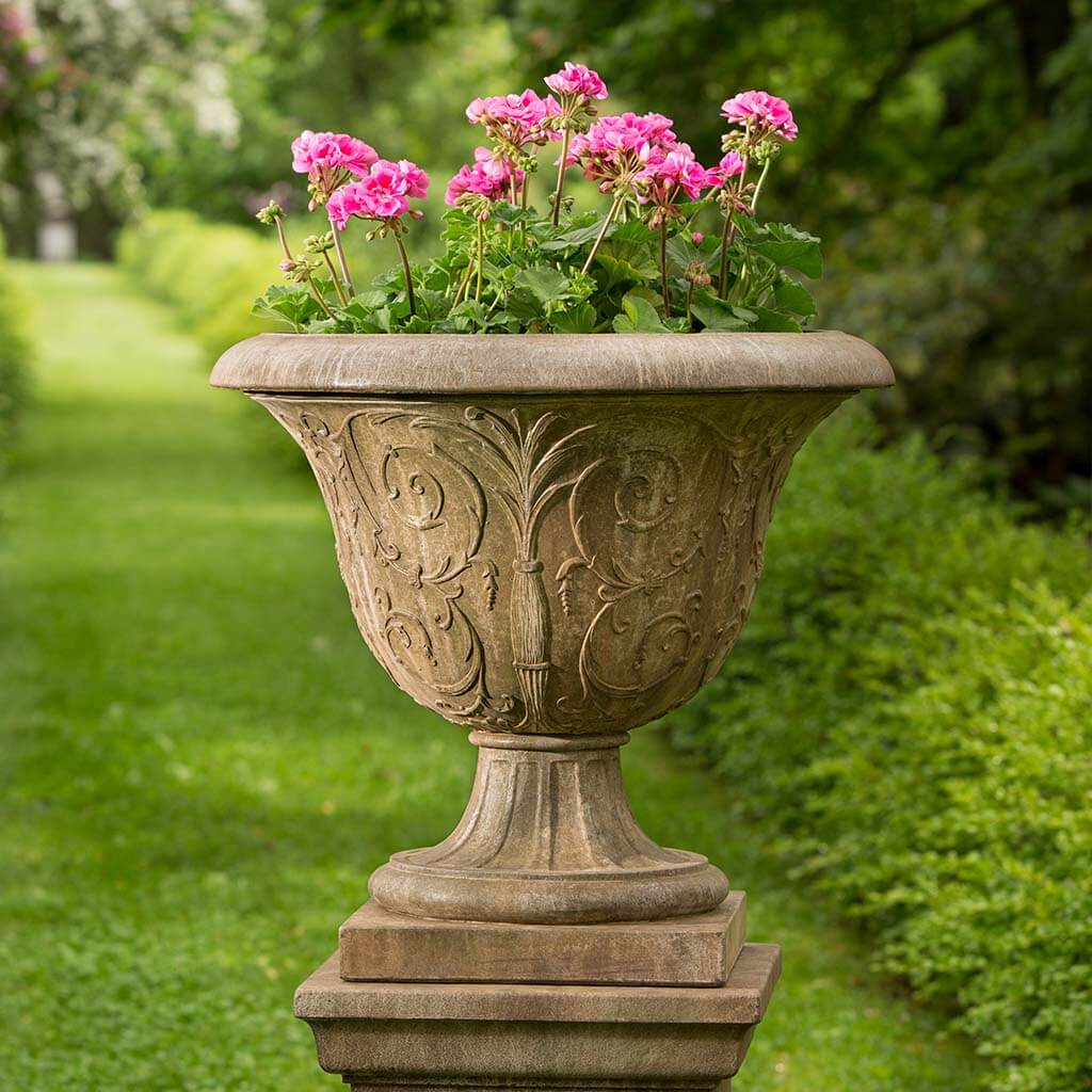 Palais Arabesque Urn