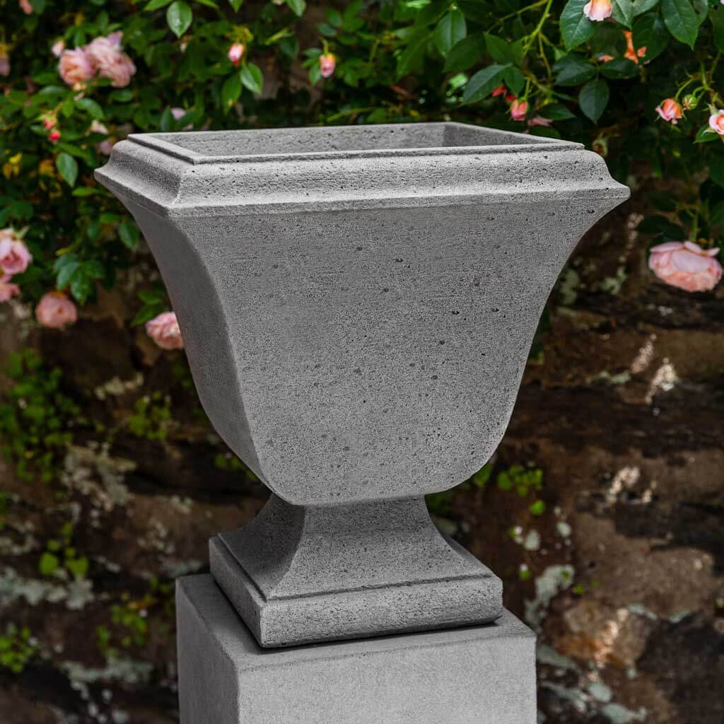 Trowbridge Urn - Extra Small