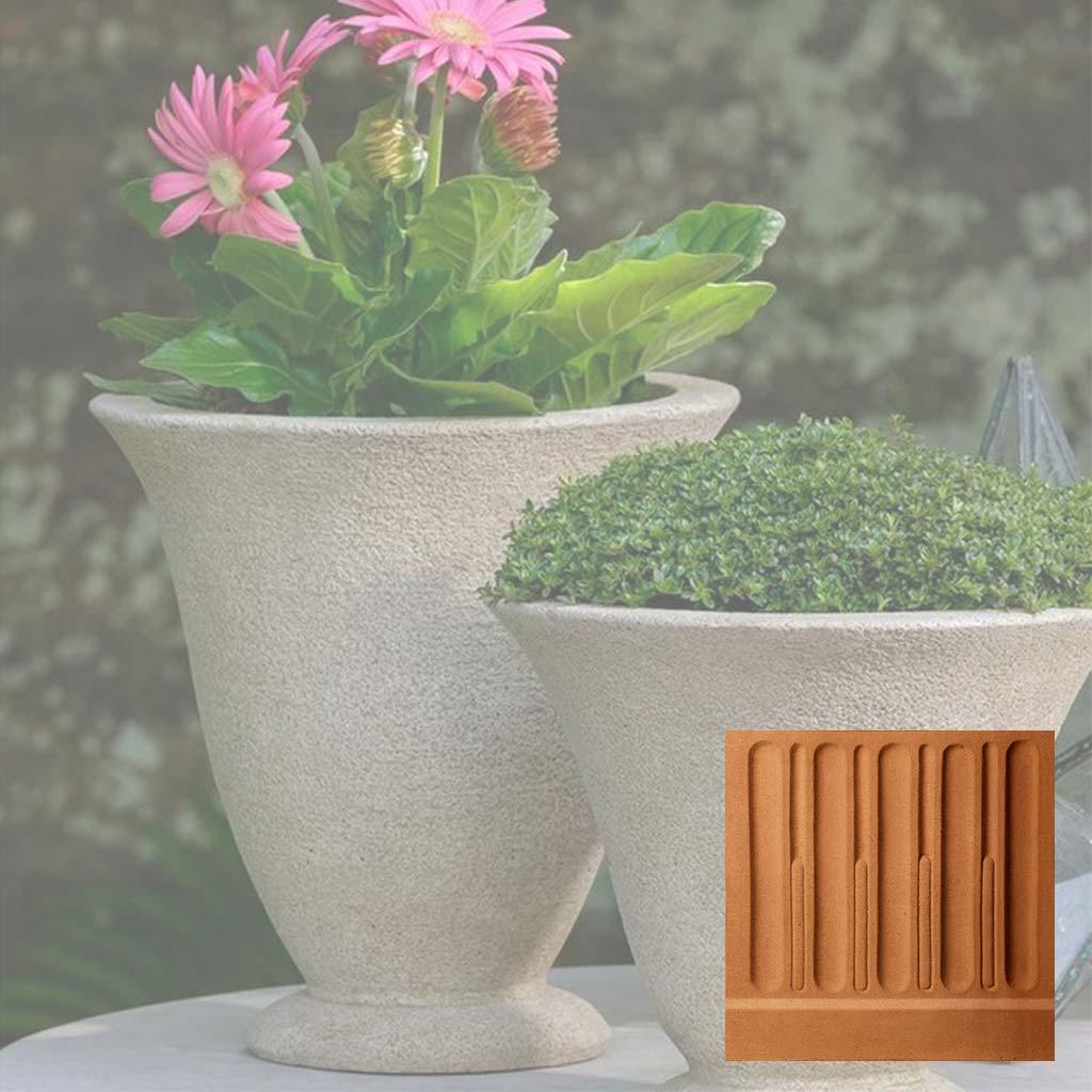 Lisette Urn