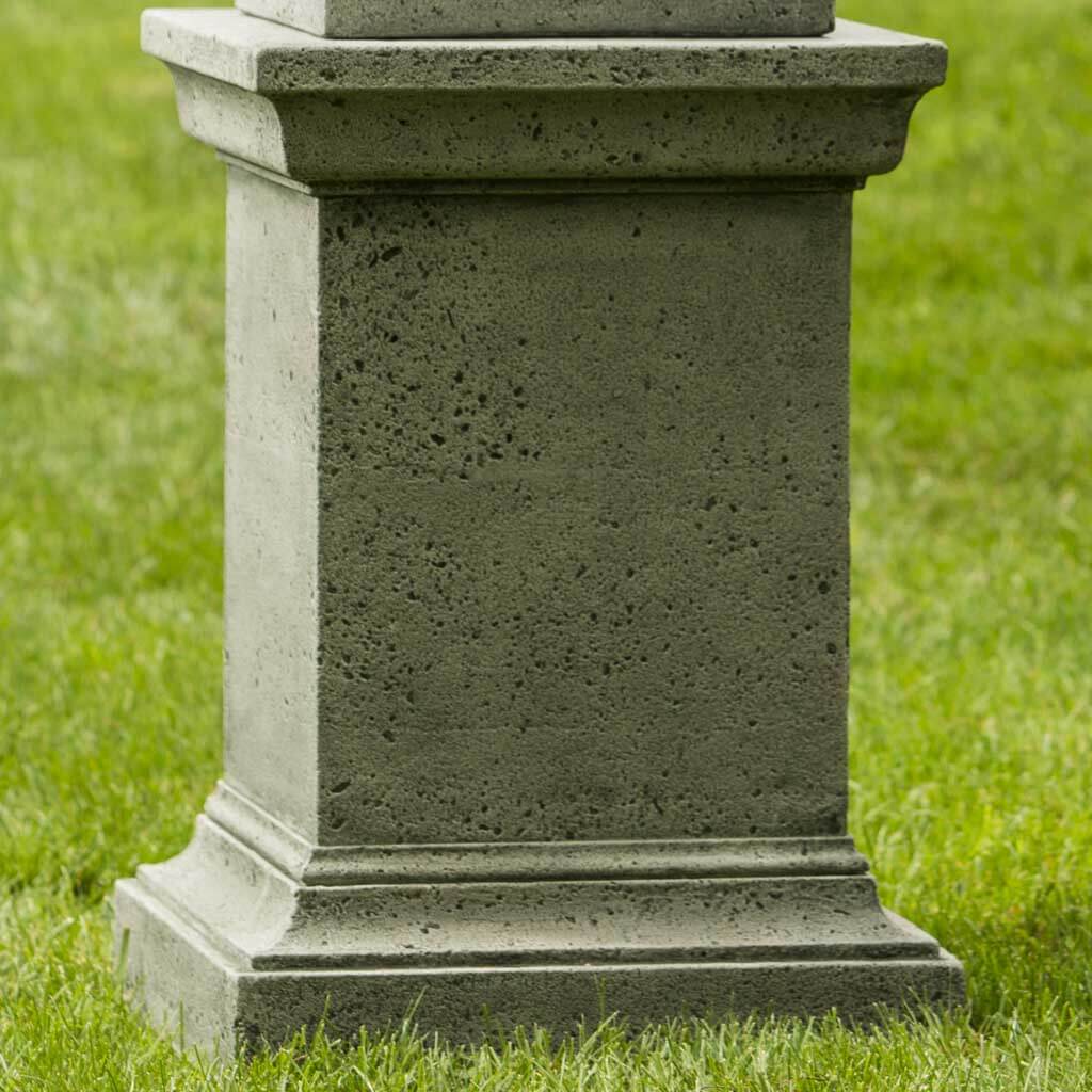 Greenwich Textured Pedestal