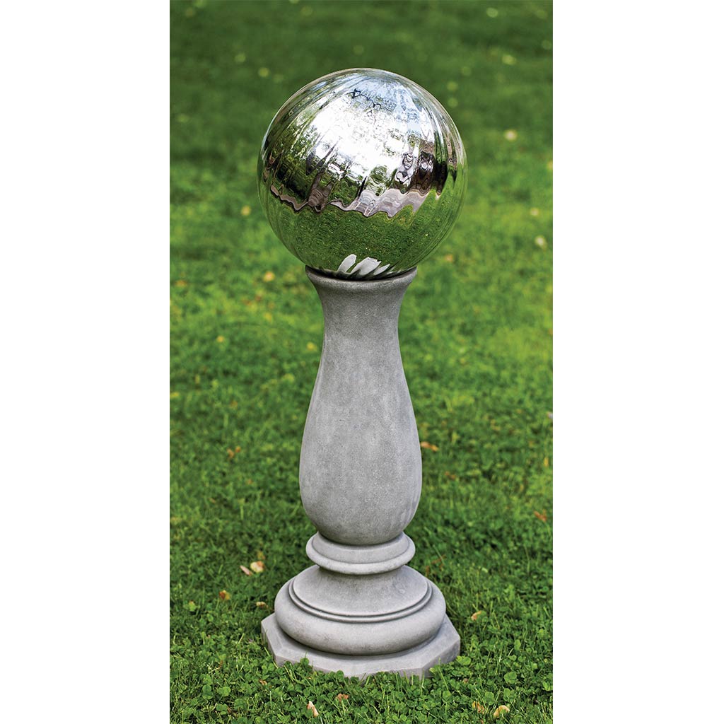 Winslet Globe Holder