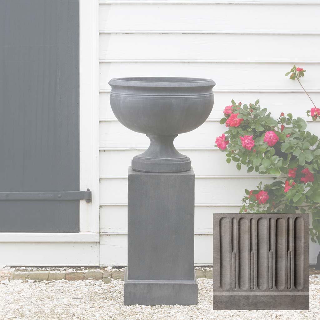 Wburg Plantation Urn w/ Classic Tall Pedestal
