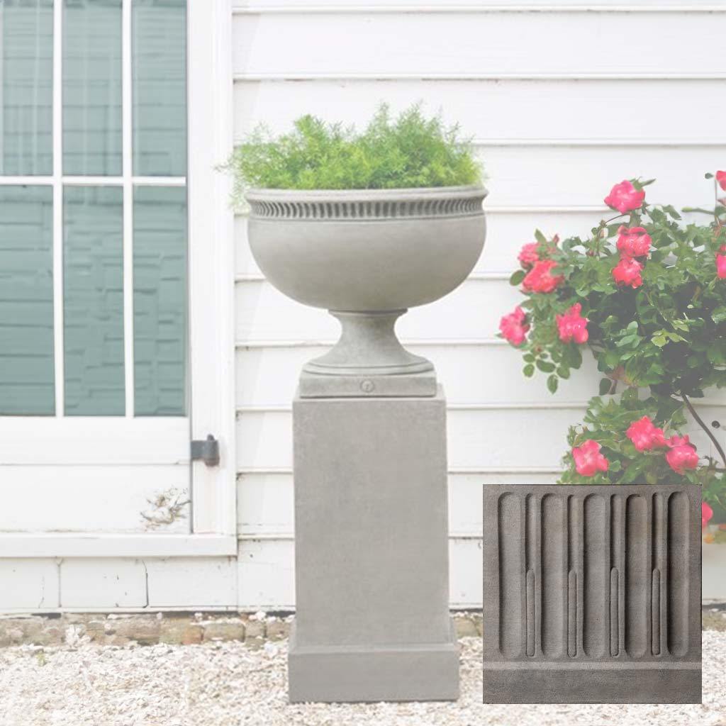 Wburg Tayloe House Urn w/ Classic Tall Pedestal
