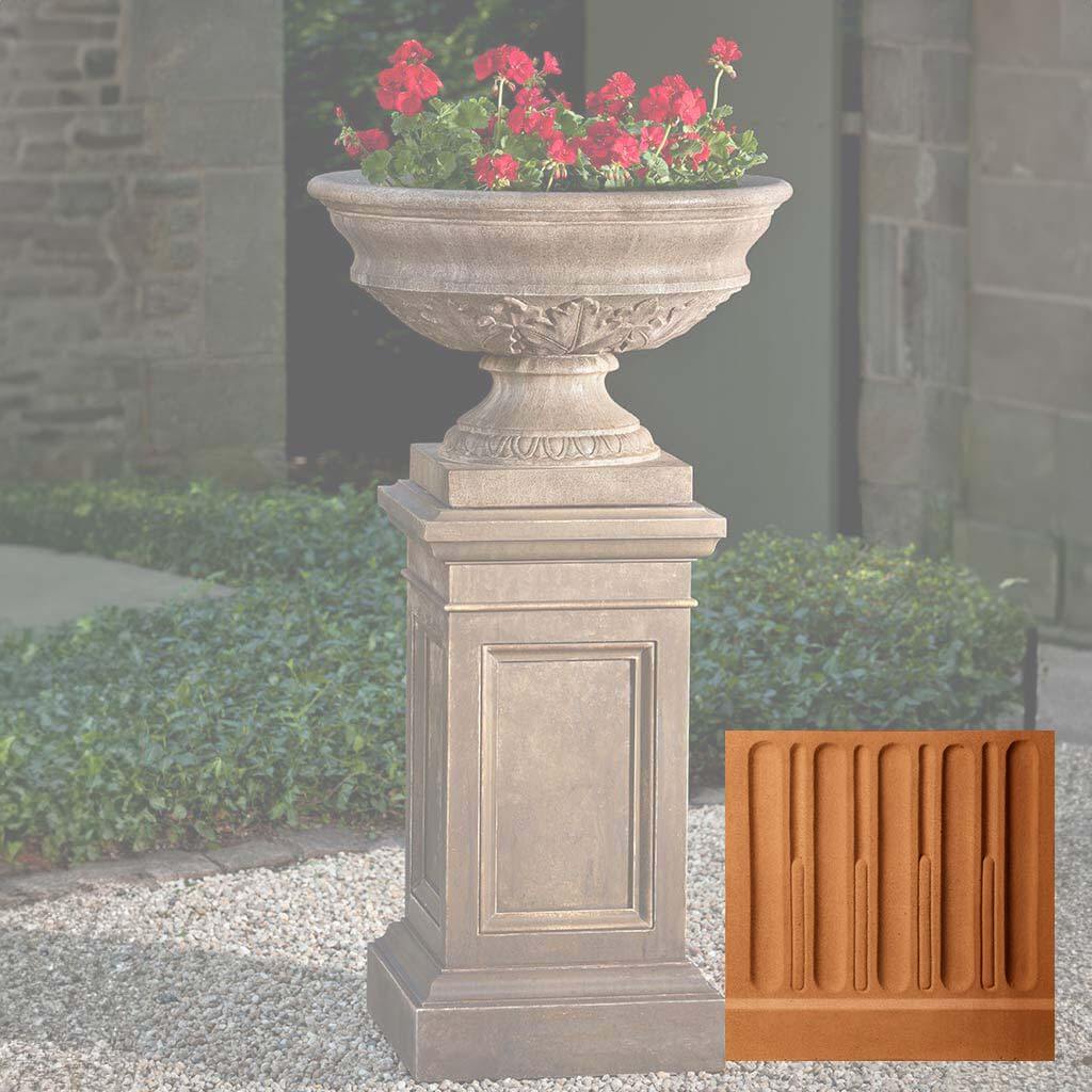 Coachhouse Urn with Pedestal