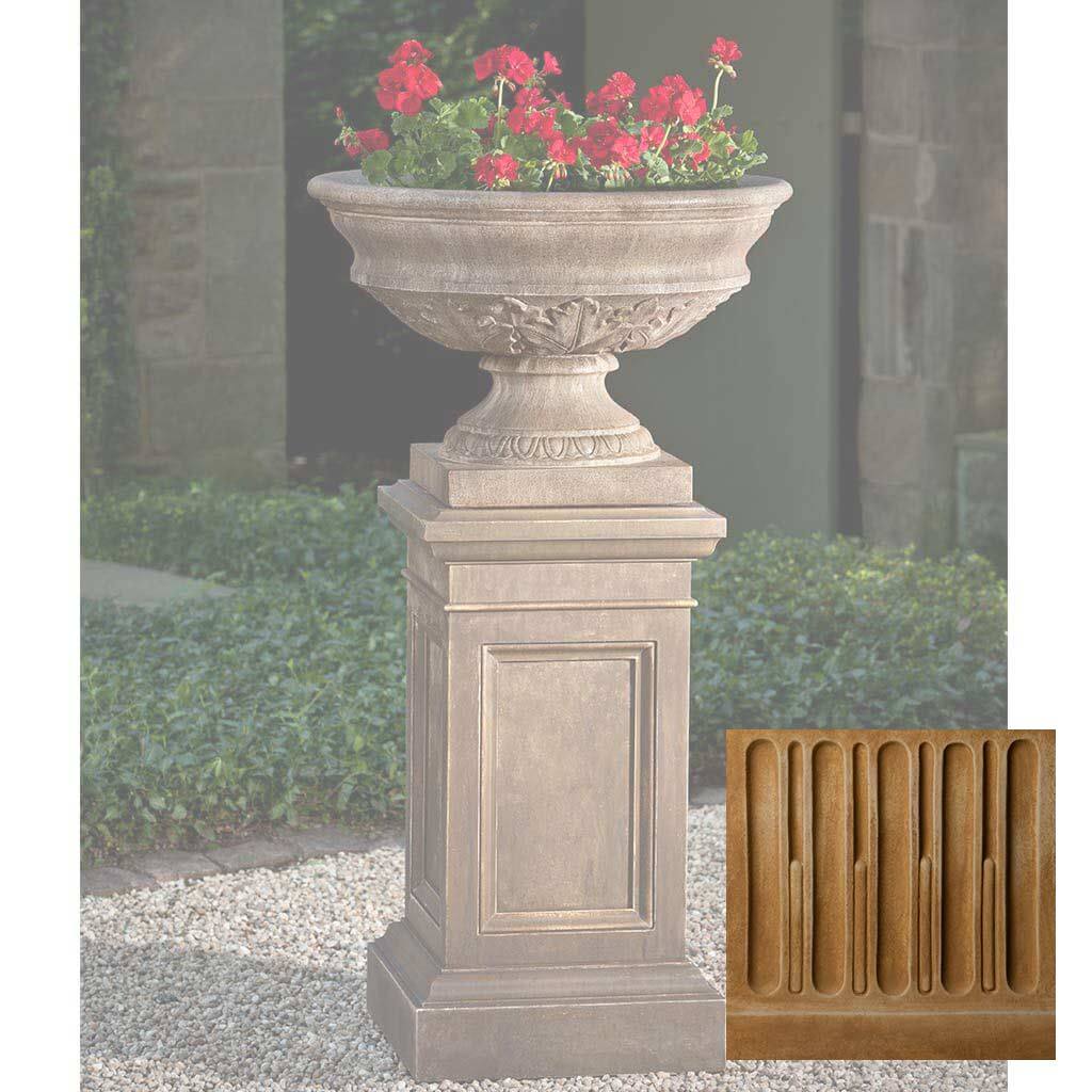 Coachhouse Urn with Pedestal