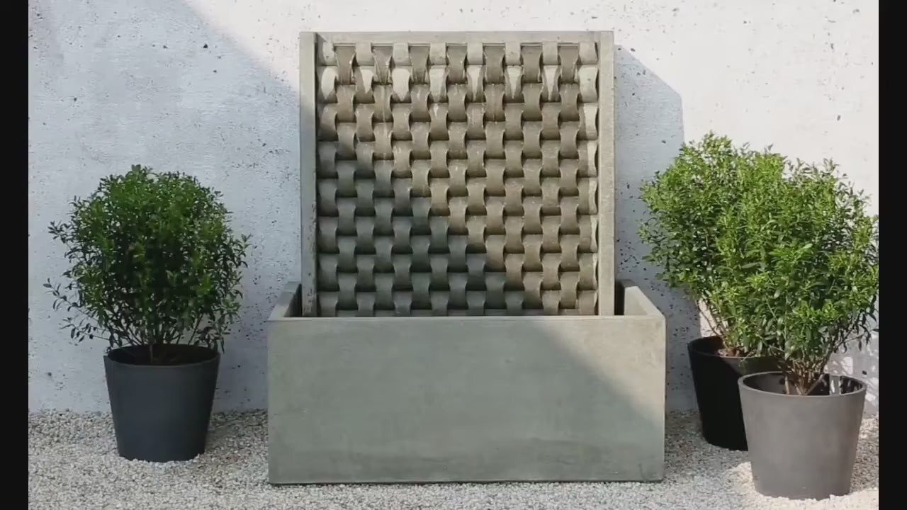 M Weave Fountain - Large
