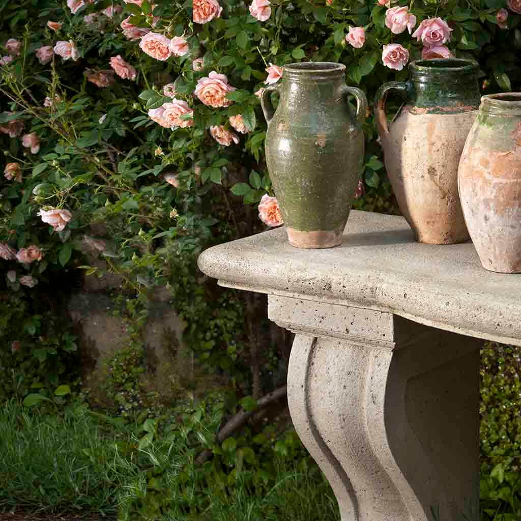 Loire Table